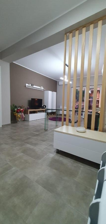 Casa Glicine Apartment มิลาซโซ ภายนอก รูปภาพ